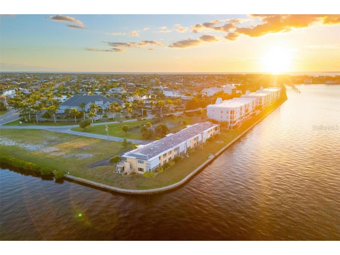 1710 Jamaica Way #1 Punta Gorda FL 33950 - CHARLOTTE HARBOR C7515822 image1