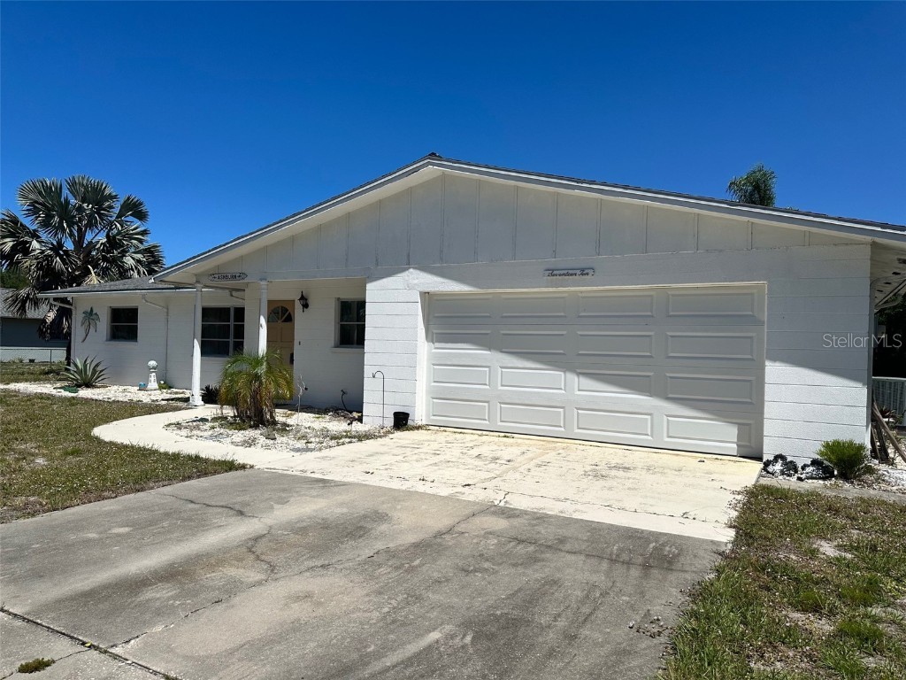 1710 Larson Street Englewood FL 34223 N6132349 image1