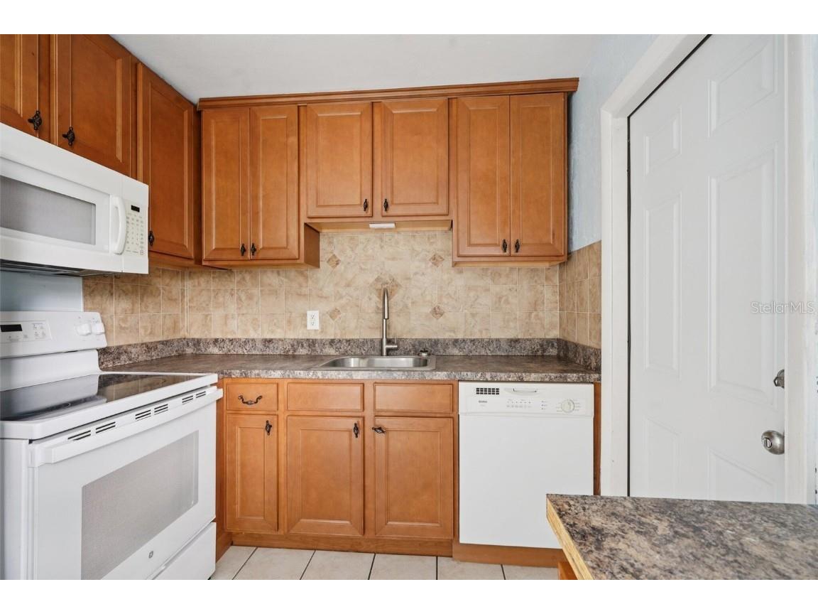 1710 NW 55th Street Gainesville FL 32605 O6371425 image11