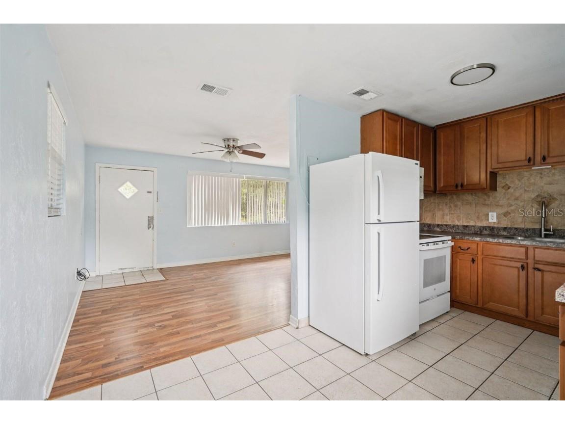 1710 NW 55th Street Gainesville FL 32605 O6371425 image9