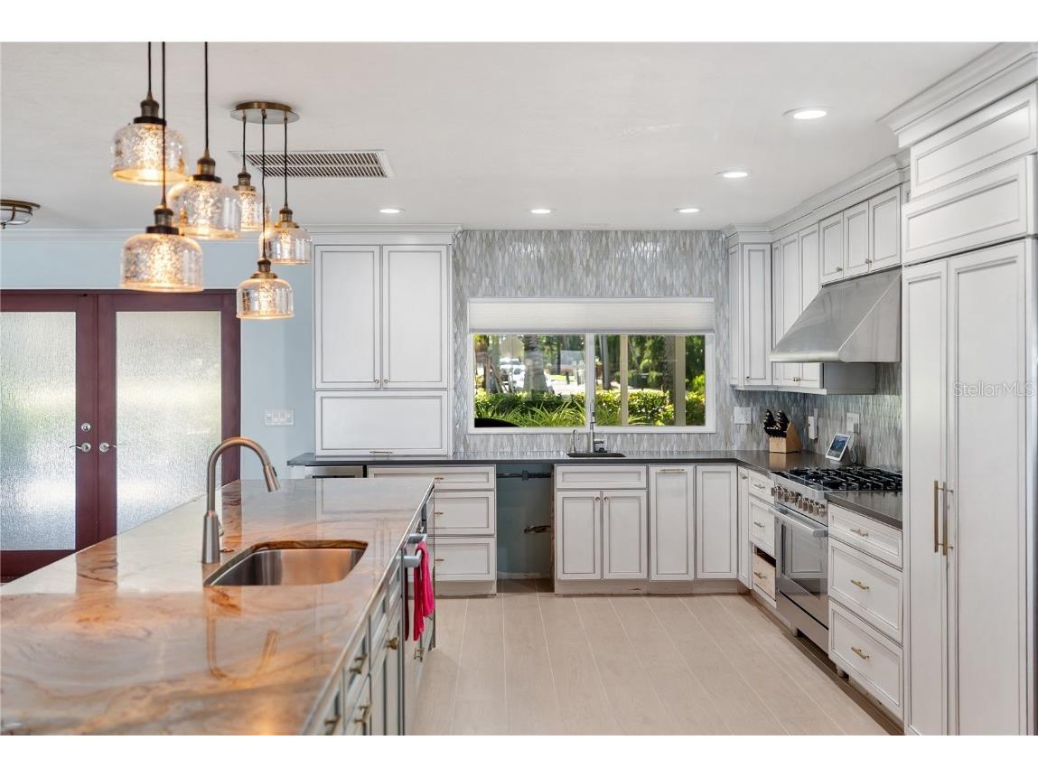 1710 Point Pleasant Avenue W Bradenton FL 34205 - MANATEE RIVER A4669757 image22