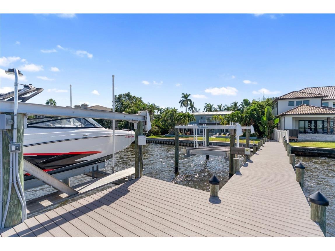 1710 Point Pleasant Avenue W Bradenton FL 34205 - MANATEE RIVER A4669757 image9
