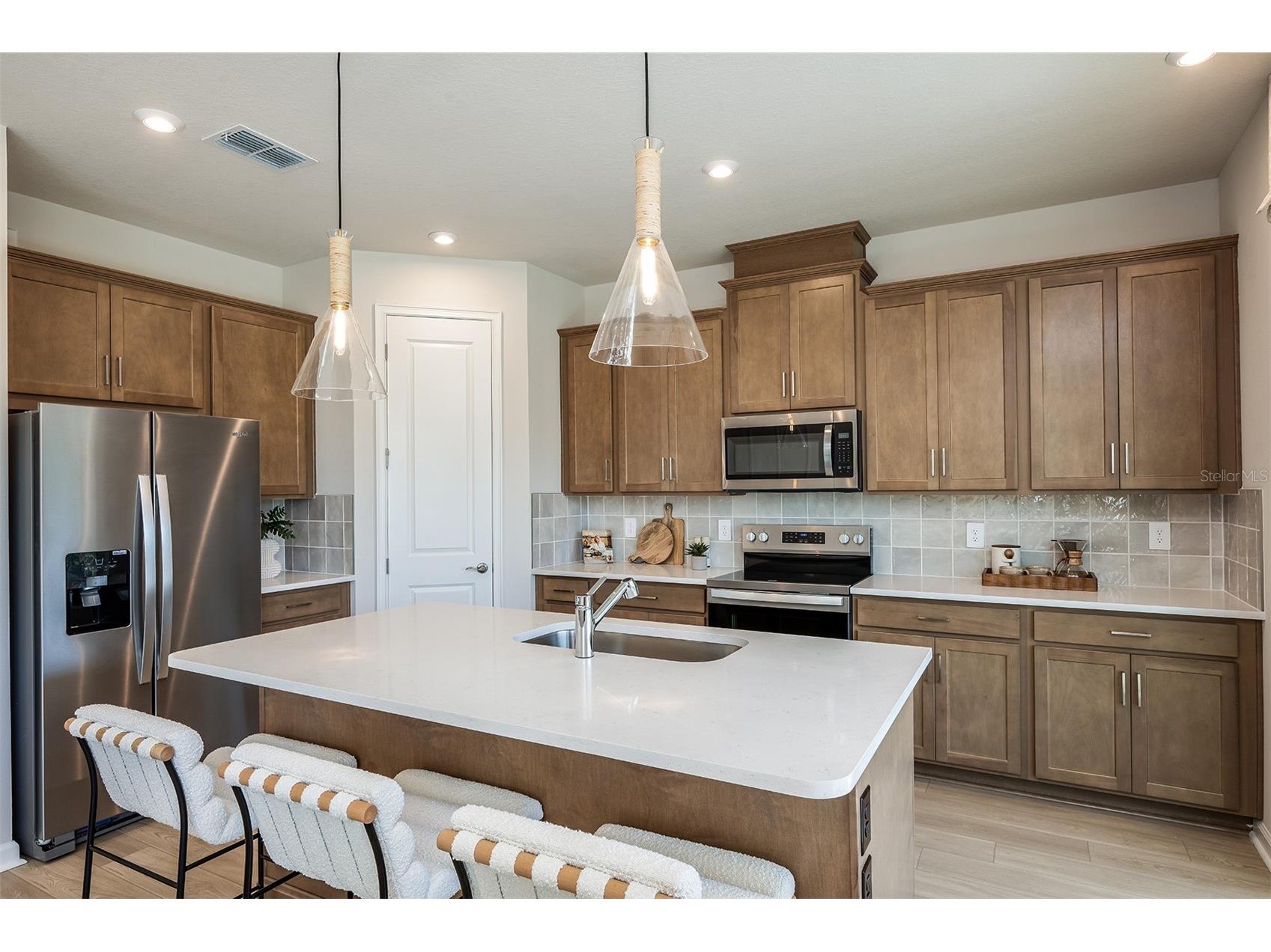 1710 Soaring Vida Street Palmetto FL 34221 TB8502664 image6