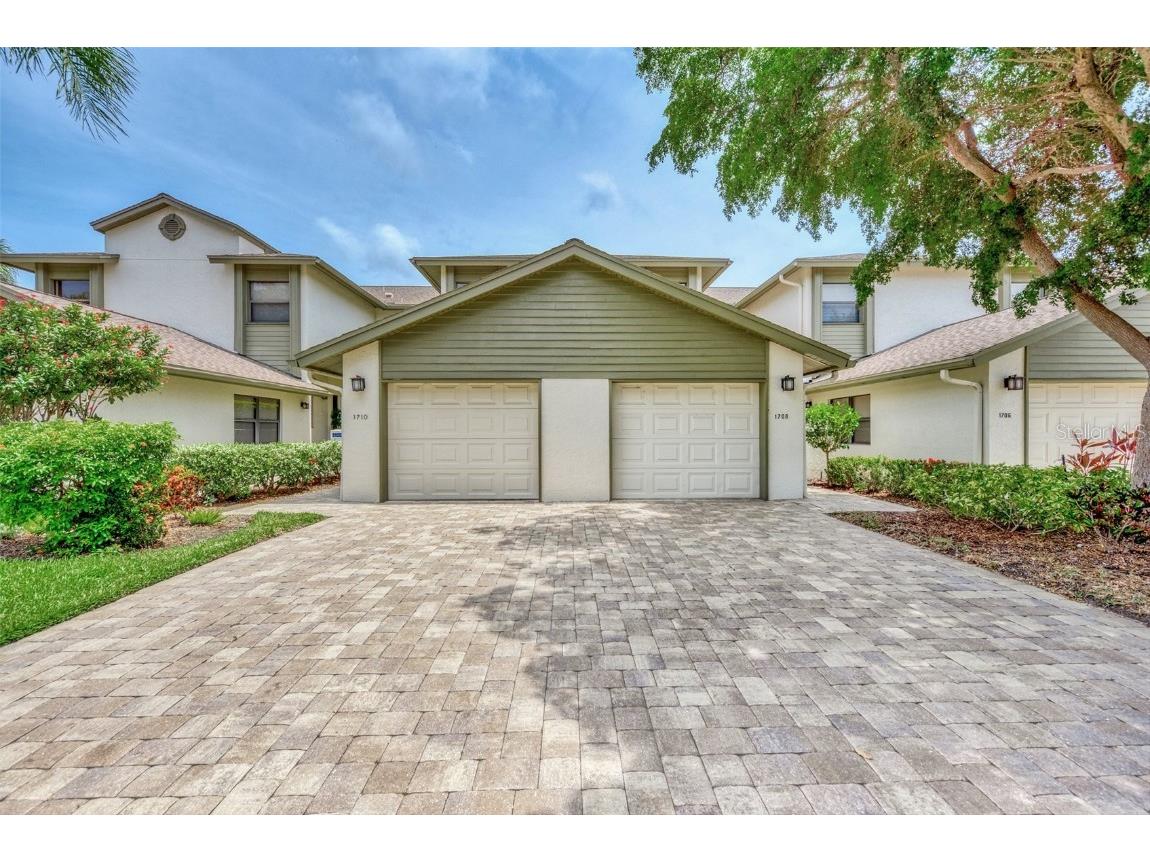1710 Starling Drive #102 Sarasota FL 34231 A4578668 image1