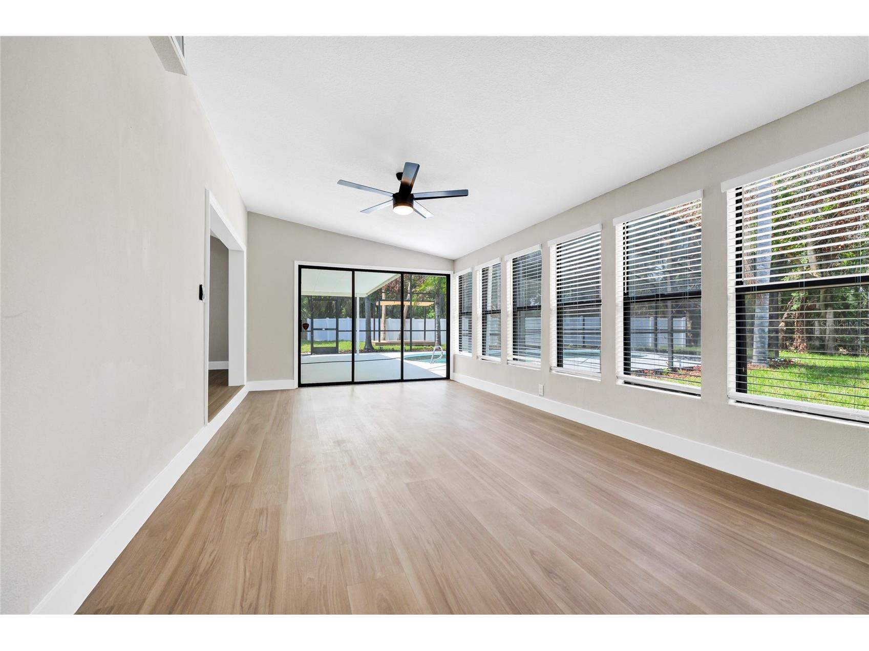 1710 Woodside Court Kissimmee FL 34744 O6369122 image37