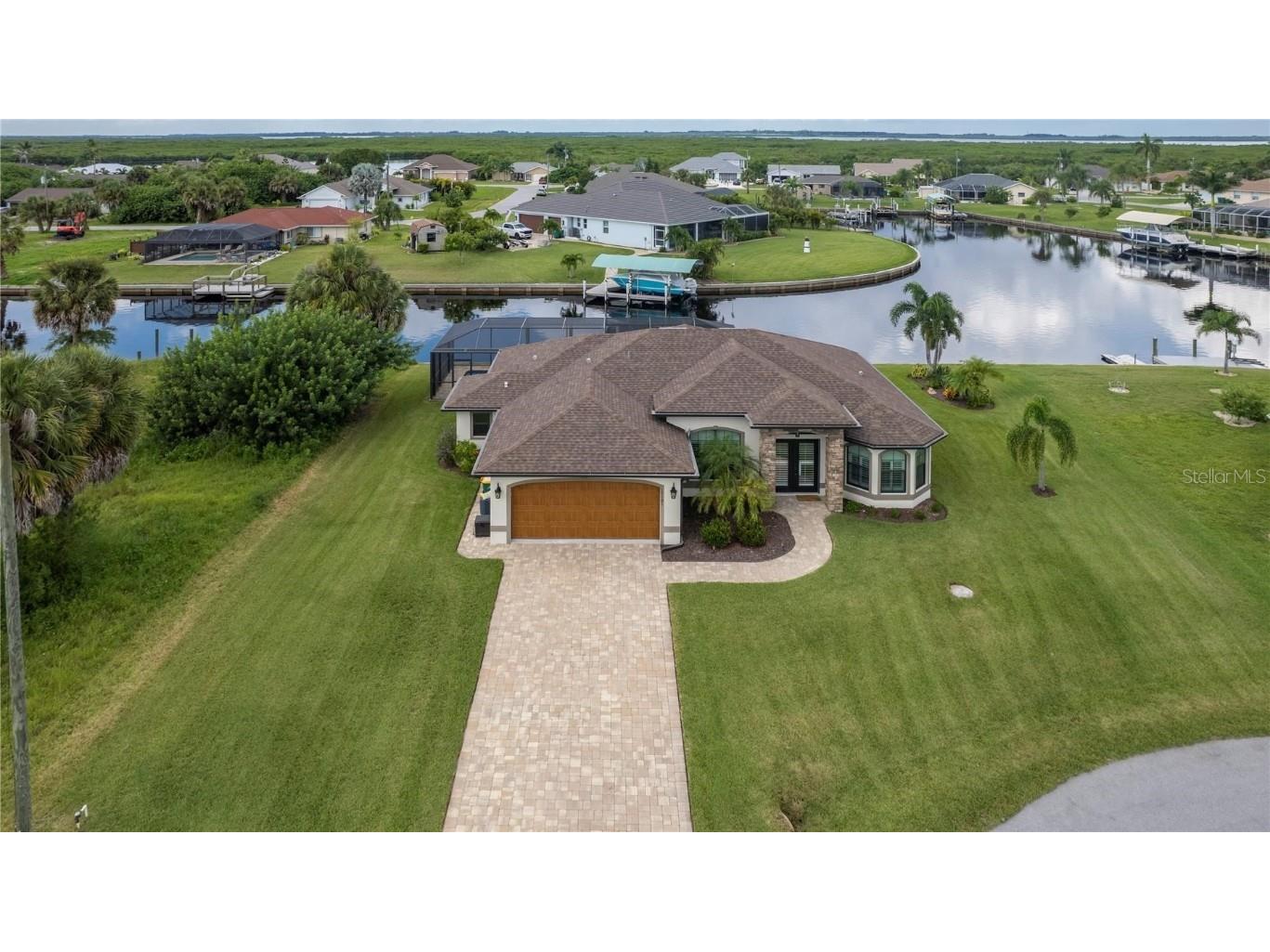 17101 Canary Lane Port Charlotte FL 33948 - CANARY WATERWAY C7473773 image1