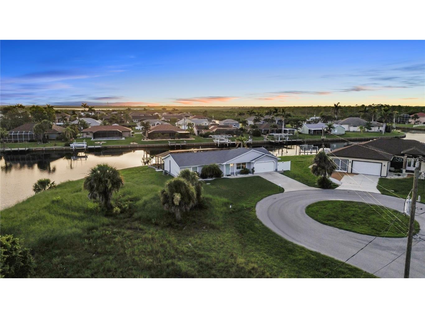 17103 Horizon Lane Port Charlotte FL 33948 - GALLEON WATERWAY C7512067 image1