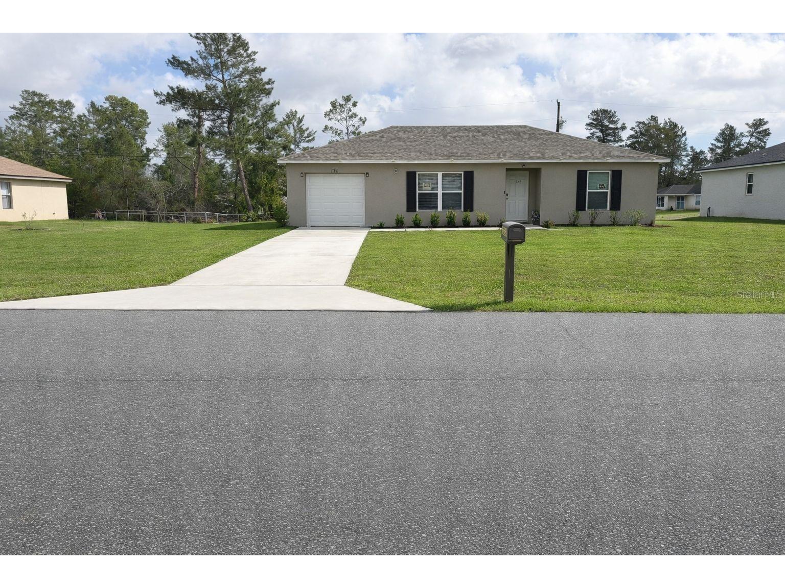 17103 SW 22nd Terrace Road Ocala FL 34473 OM721487 image1
