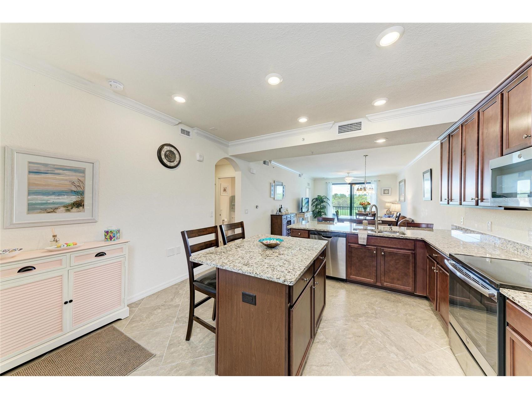 17108 Vardon Terrace #305 Lakewood Ranch FL 34211 A4687802 image8