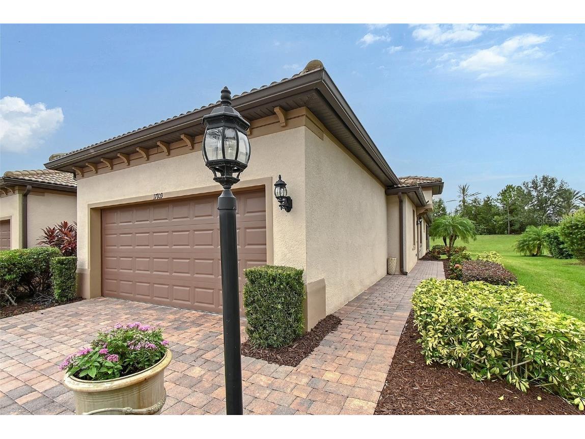 17109 Kenton Terrace Bradenton FL 34202 S5129870 image1