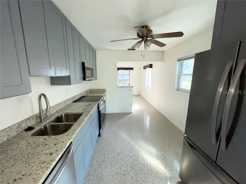 1711 31st Street S Saint Petersburg FL 33712 TB8442483 image9