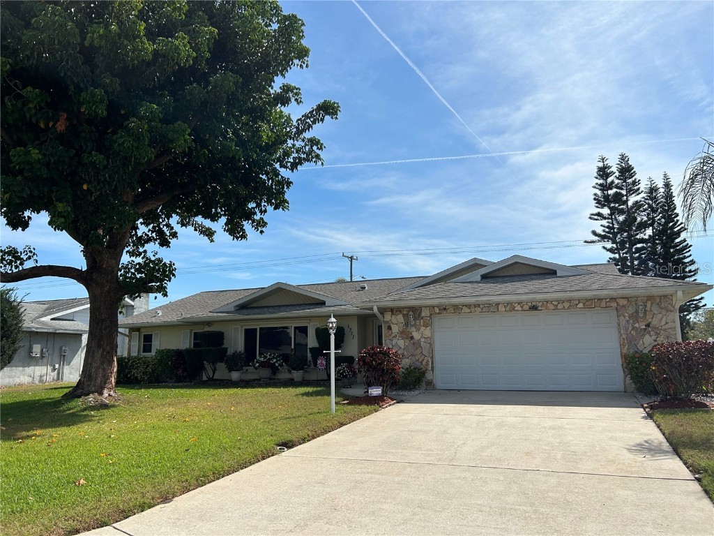1711 76th Street W Bradenton FL 34209 A4566417 image1