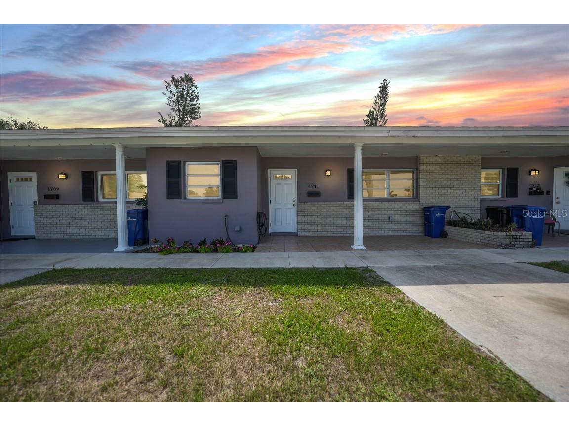 1711 Bal Harbour Drive #6 Venice FL 34293 D6131033 image1