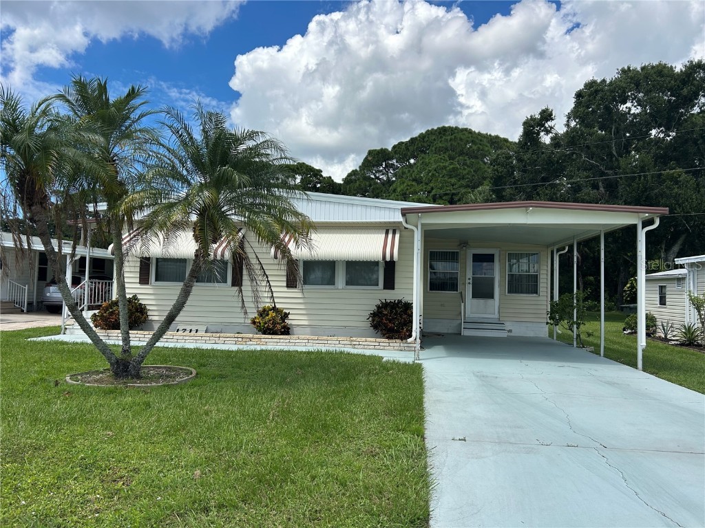 1711 Broadmoor Street Sarasota FL 34234 A4665418 image1