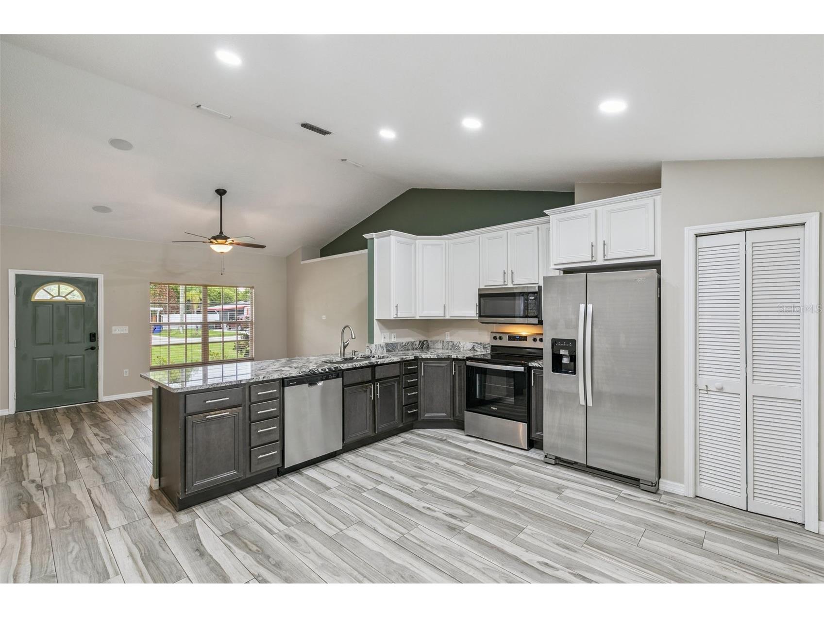 1711 Charleston Lane Saint Cloud FL 34769 G5110819 image3