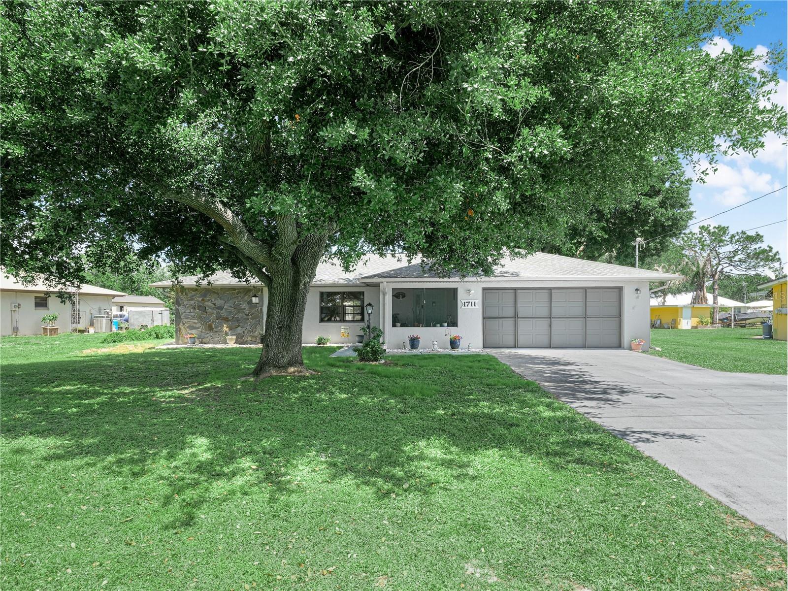 1711 Lake Clay Drive Lake Placid FL 33852 C7525739 image2
