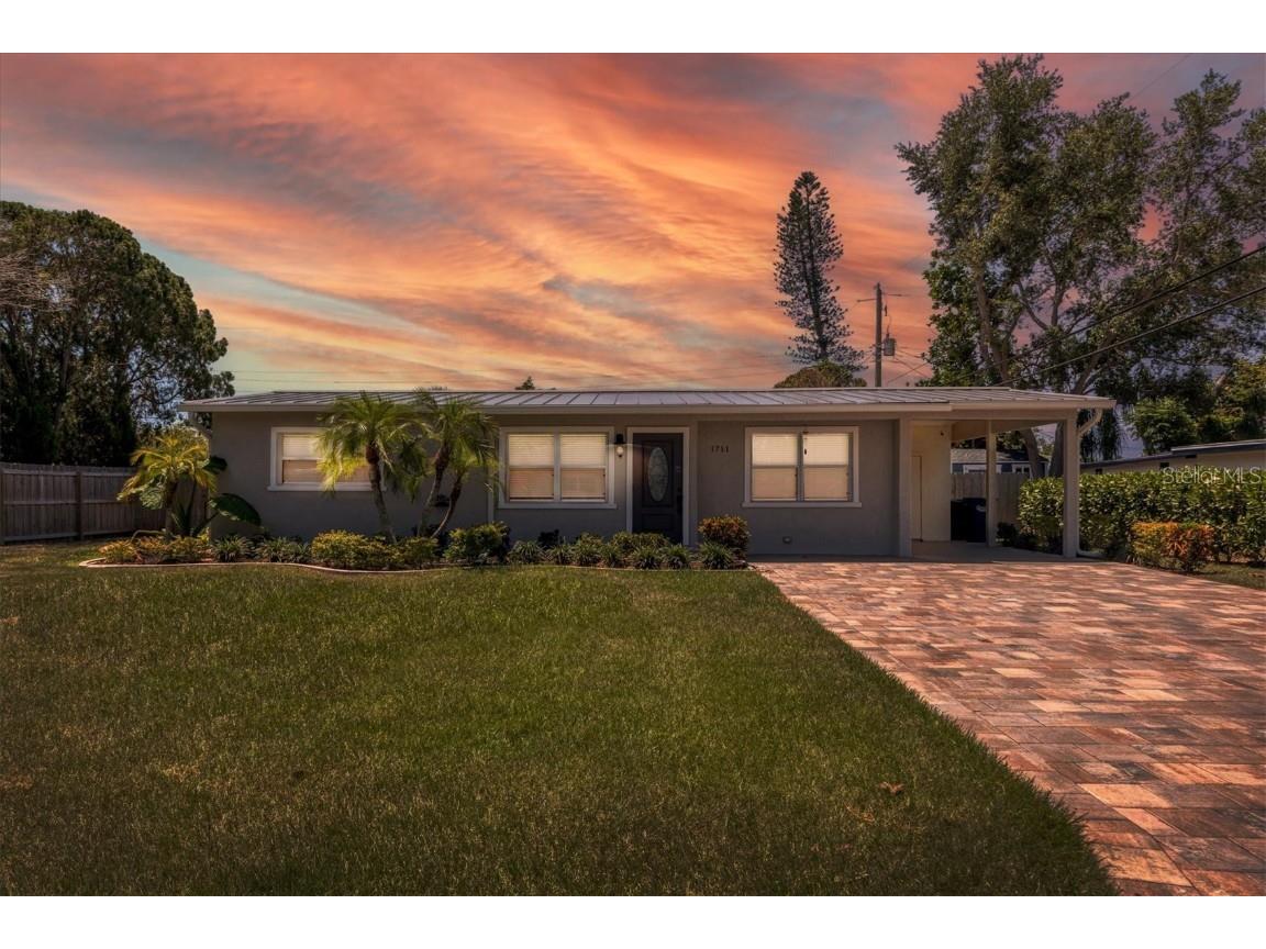 1711 Marilyn Avenue Bradenton FL 34207 A4571906 image1