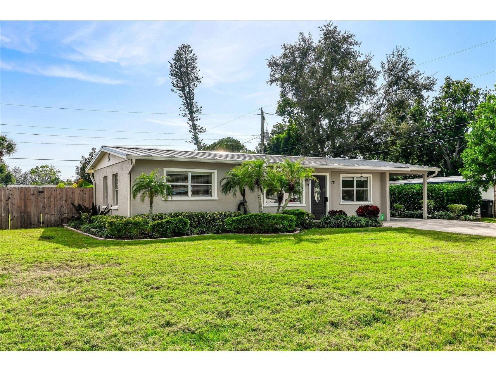 1711 Marilyn Avenue Bradenton FL 34207 A4676982 image1