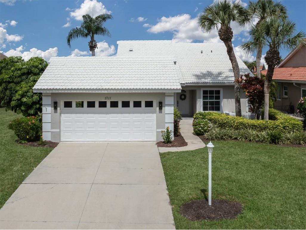 1711 Moon Drive Venice FL 34292 N6131932 image1