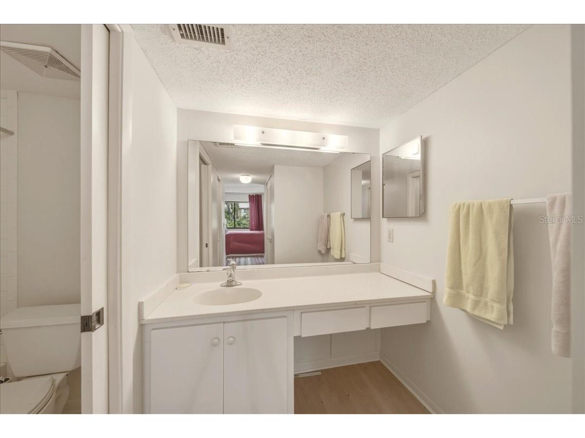 1711 Pelican Cove Road #341 Sarasota FL 34231 A4684312 image22