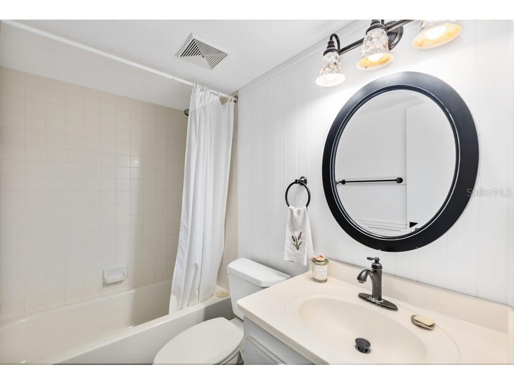 1711 Pelican Cove Road #443 Sarasota FL 34231 - SARASOTA BAY A4667279 image19