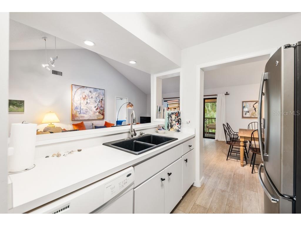 1711 Pelican Cove Road #443 Sarasota FL 34231 - SARASOTA BAY A4667279 image8