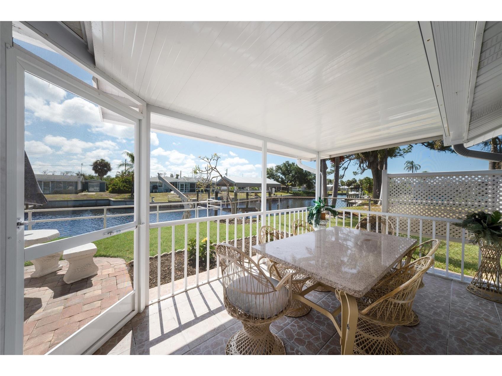 1711 Riverside Drive Englewood FL 34223 A4693427 image26