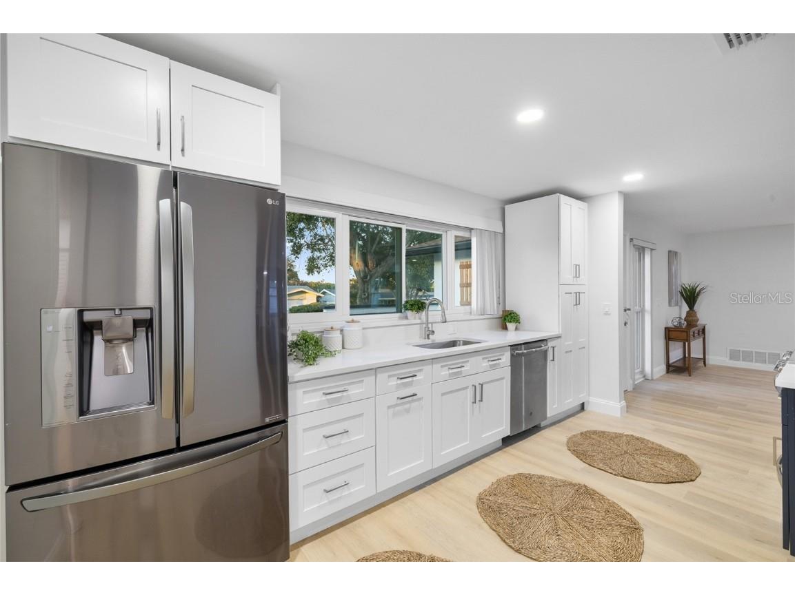 1711 S Patlin Circle Largo FL 33770 TB8449043 image6