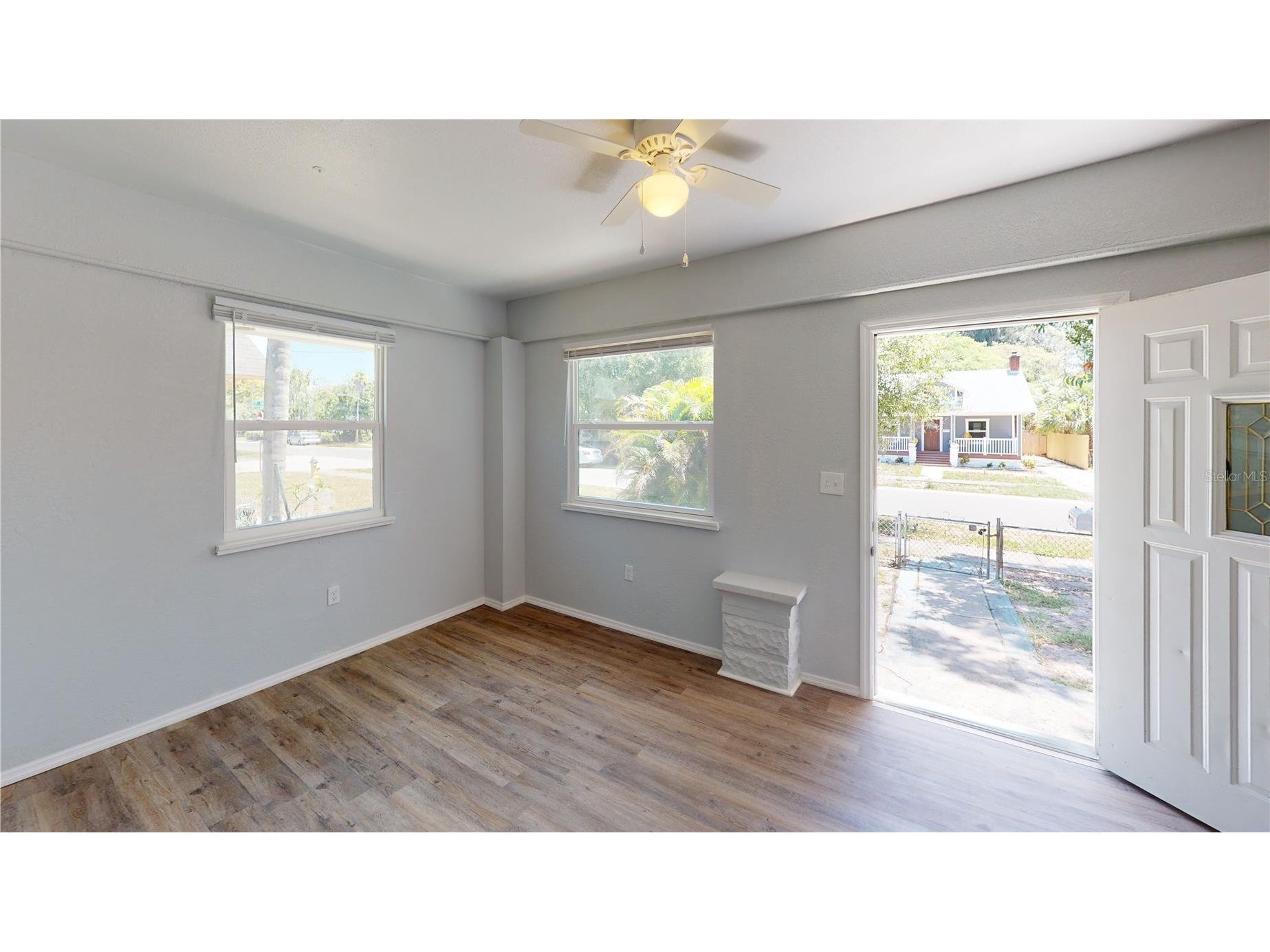 1711 Scranton Street S Saint Petersburg FL 33711 TB8519090 image10