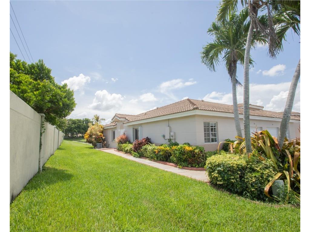 1711 SW 116th Way Miramar FL 33025 O6327516 image2