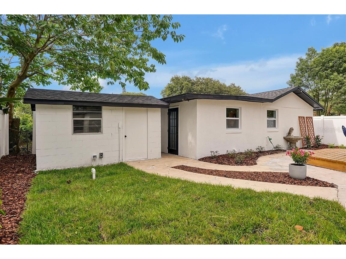 1711 White Avenue Orlando FL 32806 O6202647 image1