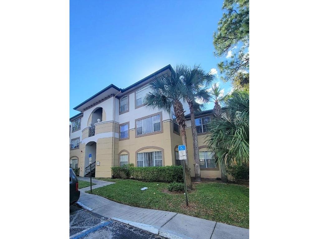 17110 Carrington Park Drive #826 Tampa FL 33647 T3486735 image1
