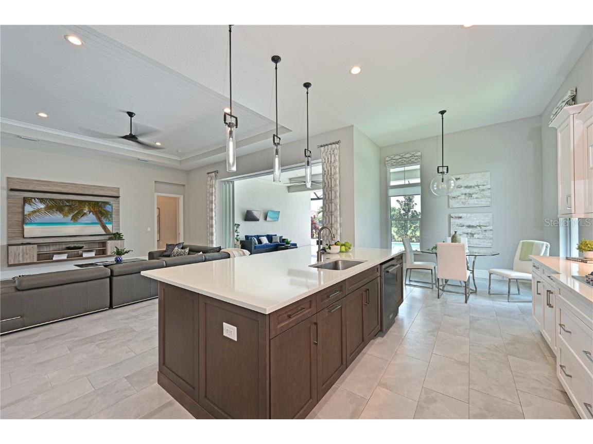 17110 Verona Place Lakewood Ranch FL 34202 A4656247 image14