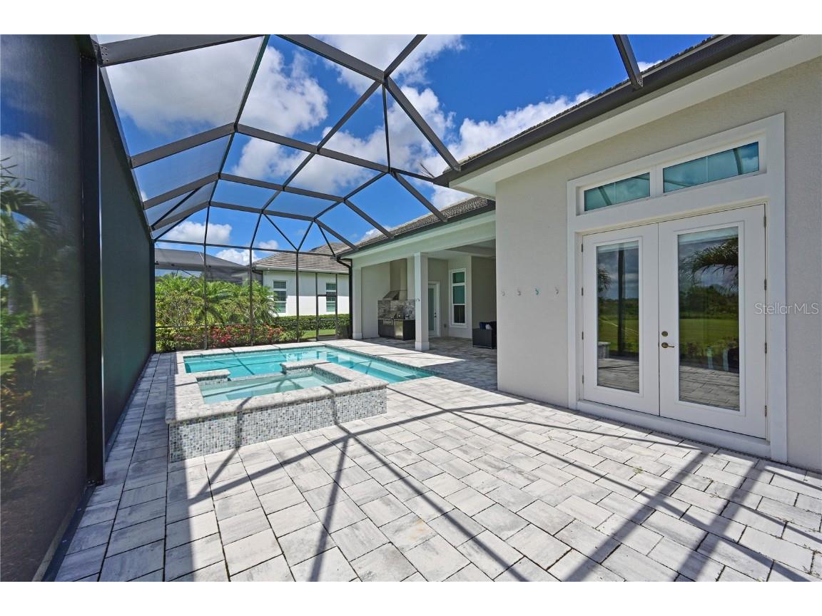 17110 Verona Place Lakewood Ranch FL 34202 A4656247 image43