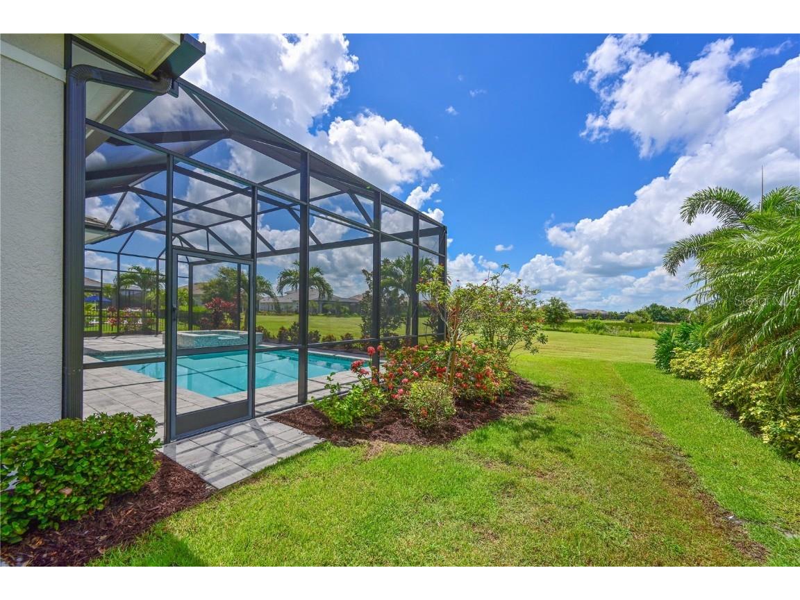 17110 Verona Place Lakewood Ranch FL 34202 A4656247 image44