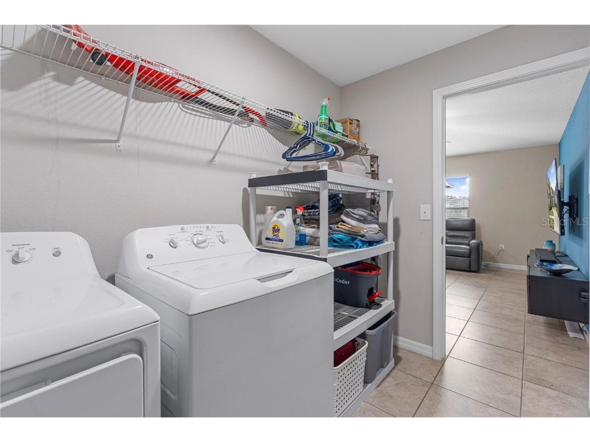 17110 White Mangrove Drive Wimauma FL 33598 TB8457123 image32