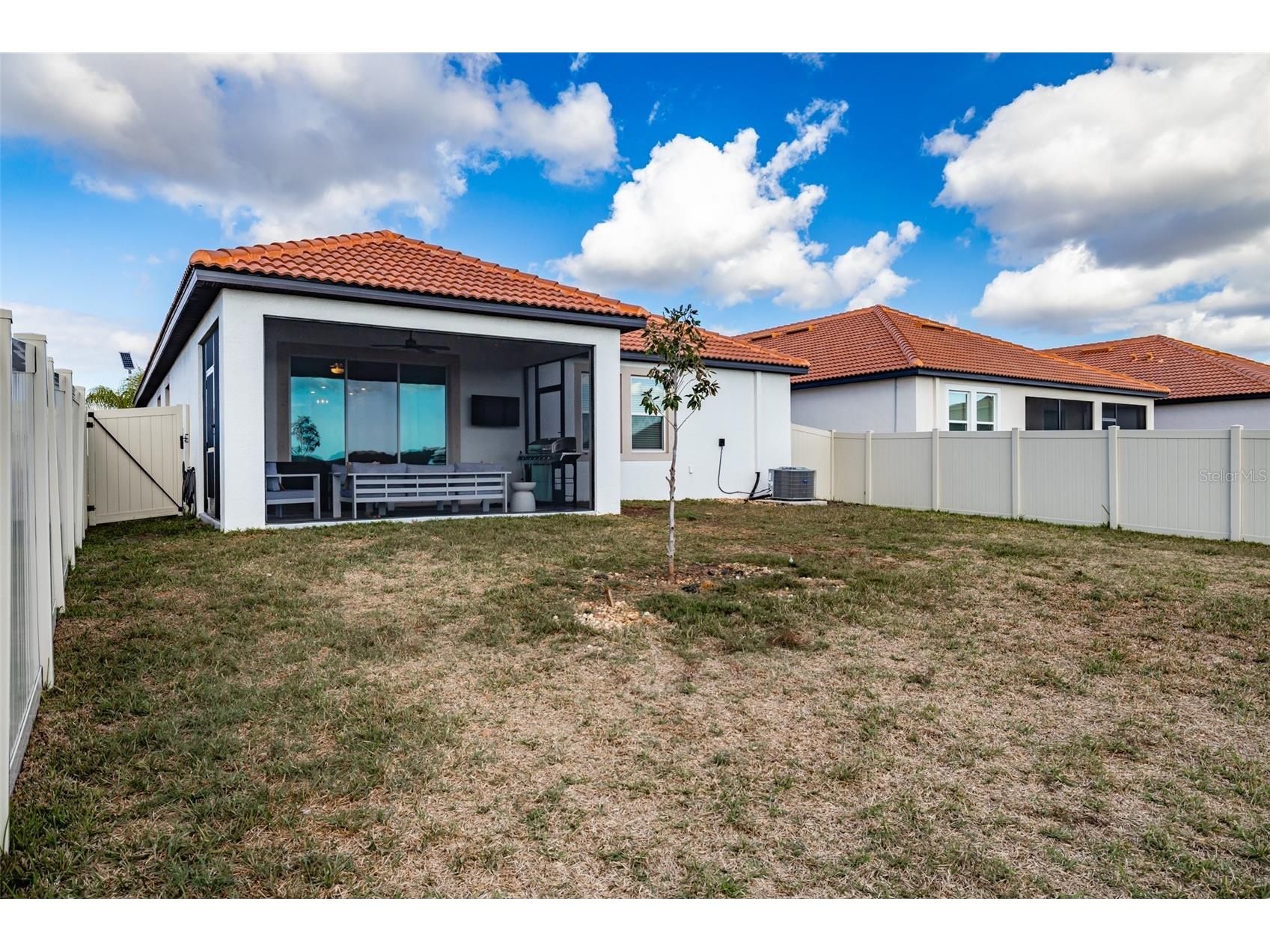 17111 Holly Well Wimauma FL 33598 TB8463192 image37