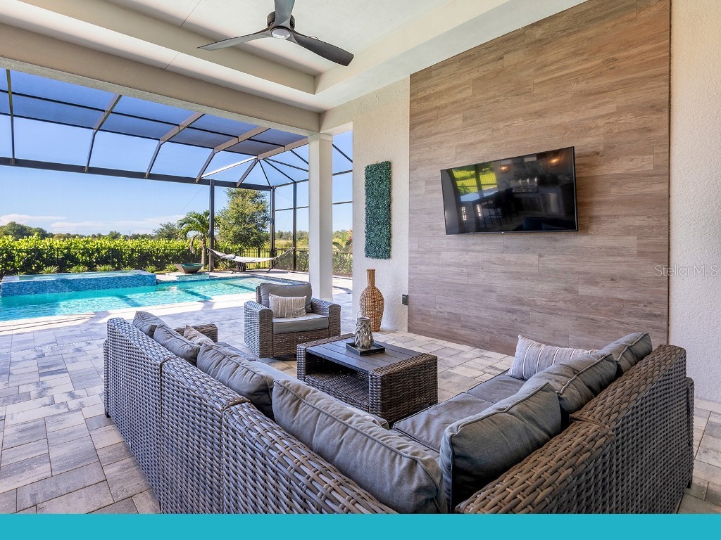 17114 Verona Place Lakewood Ranch FL 34202 A4649045 image38