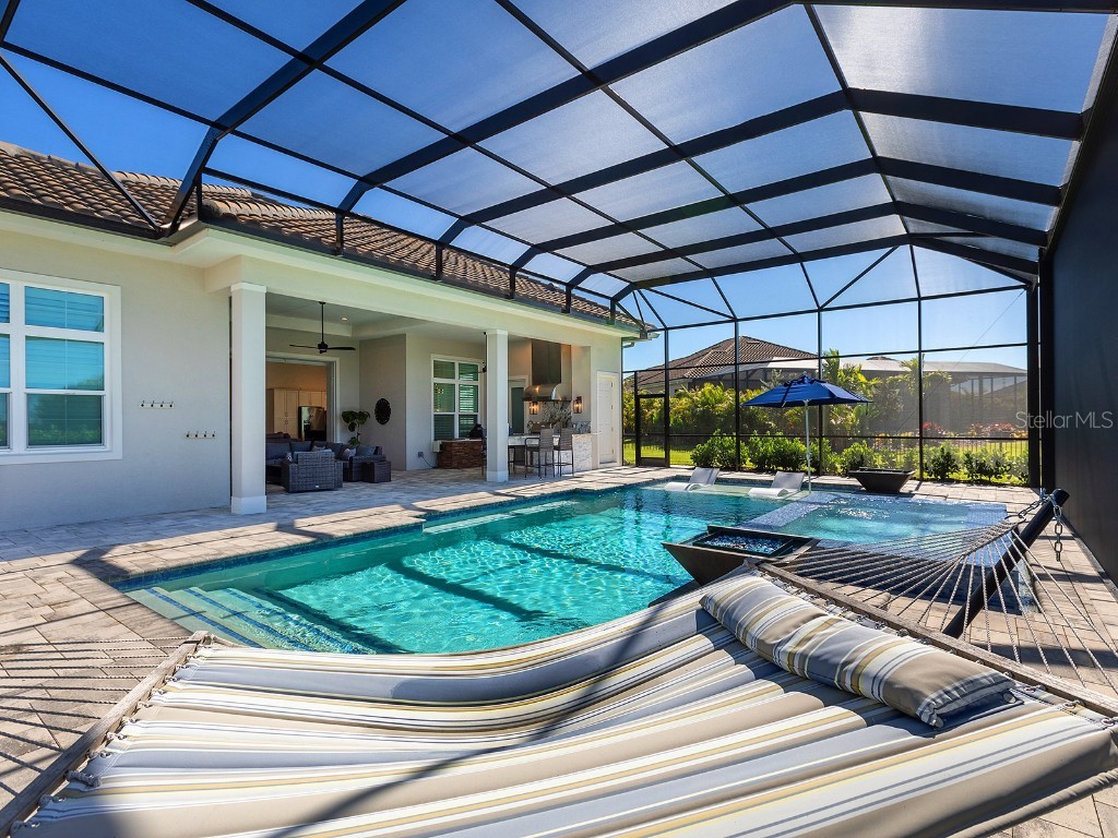 17114 Verona Place Lakewood Ranch FL 34202 A4649045 image42