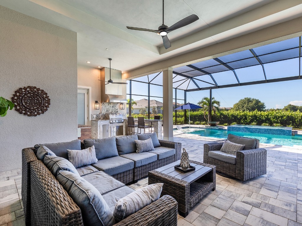 17114 Verona Place Lakewood Ranch FL 34202 A4649045 image43