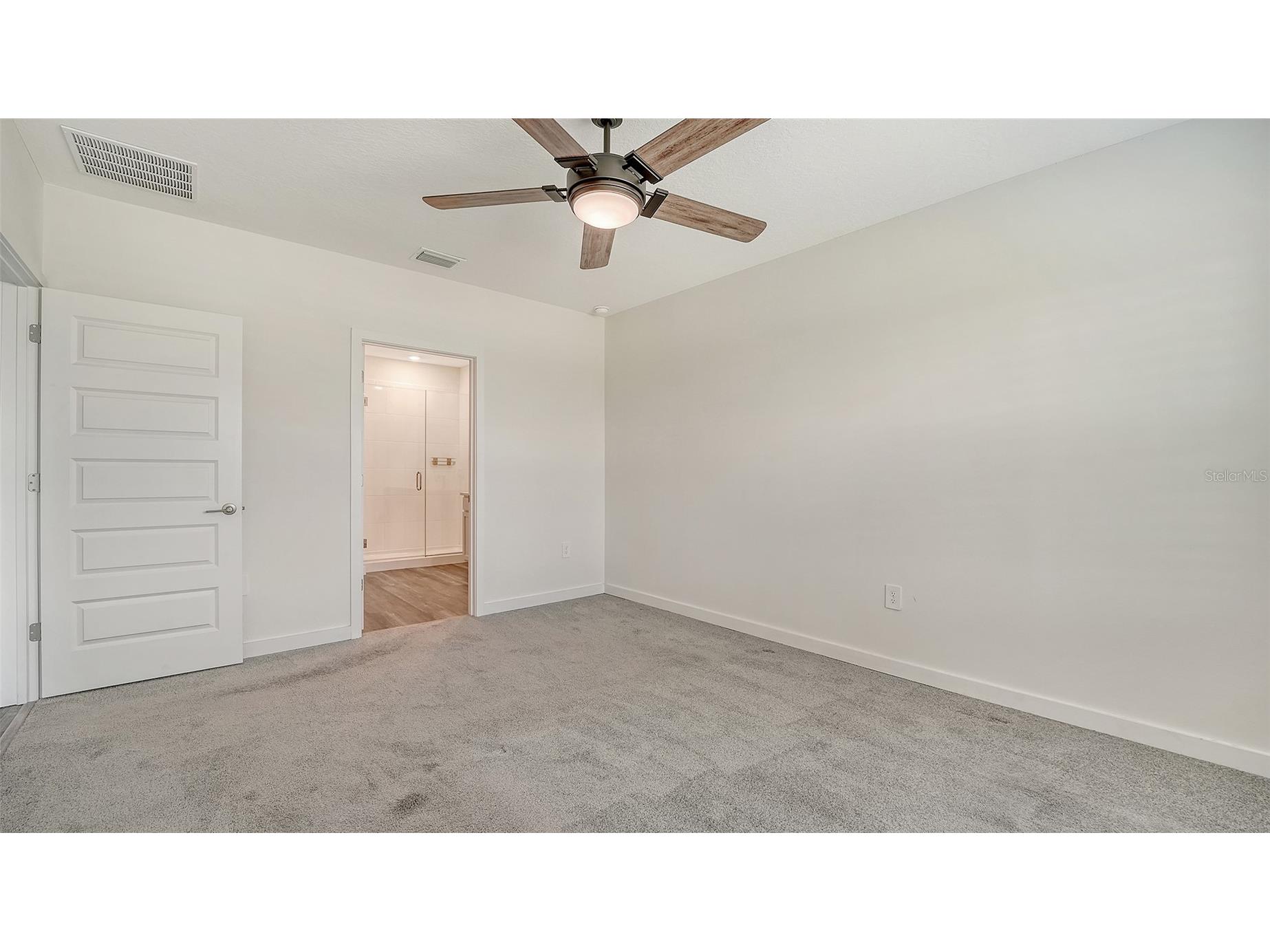 17119 Barnwood Place Lakewood Ranch FL 34211 A4680803 image15