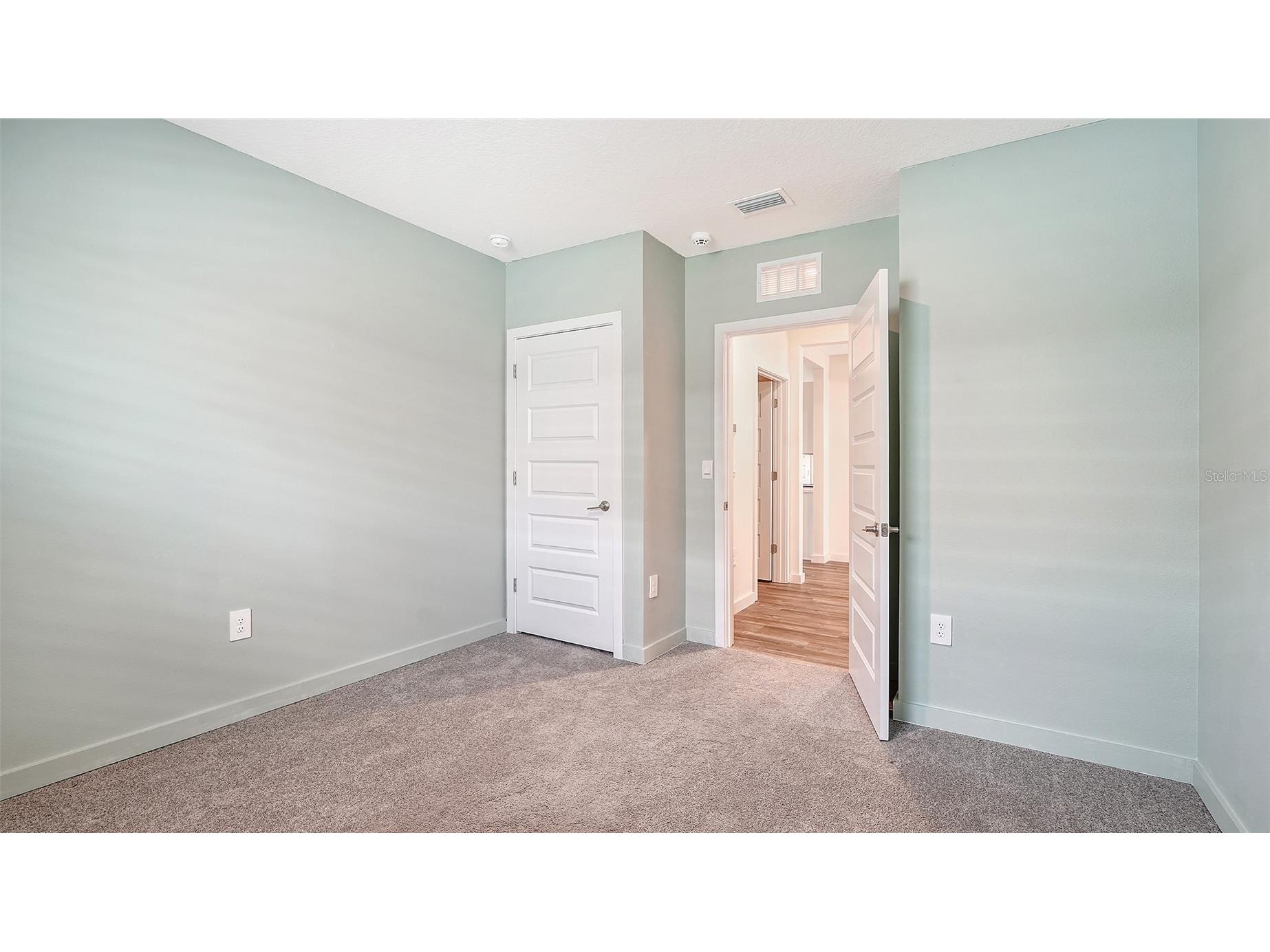 17119 Barnwood Place Lakewood Ranch FL 34211 A4680803 image25