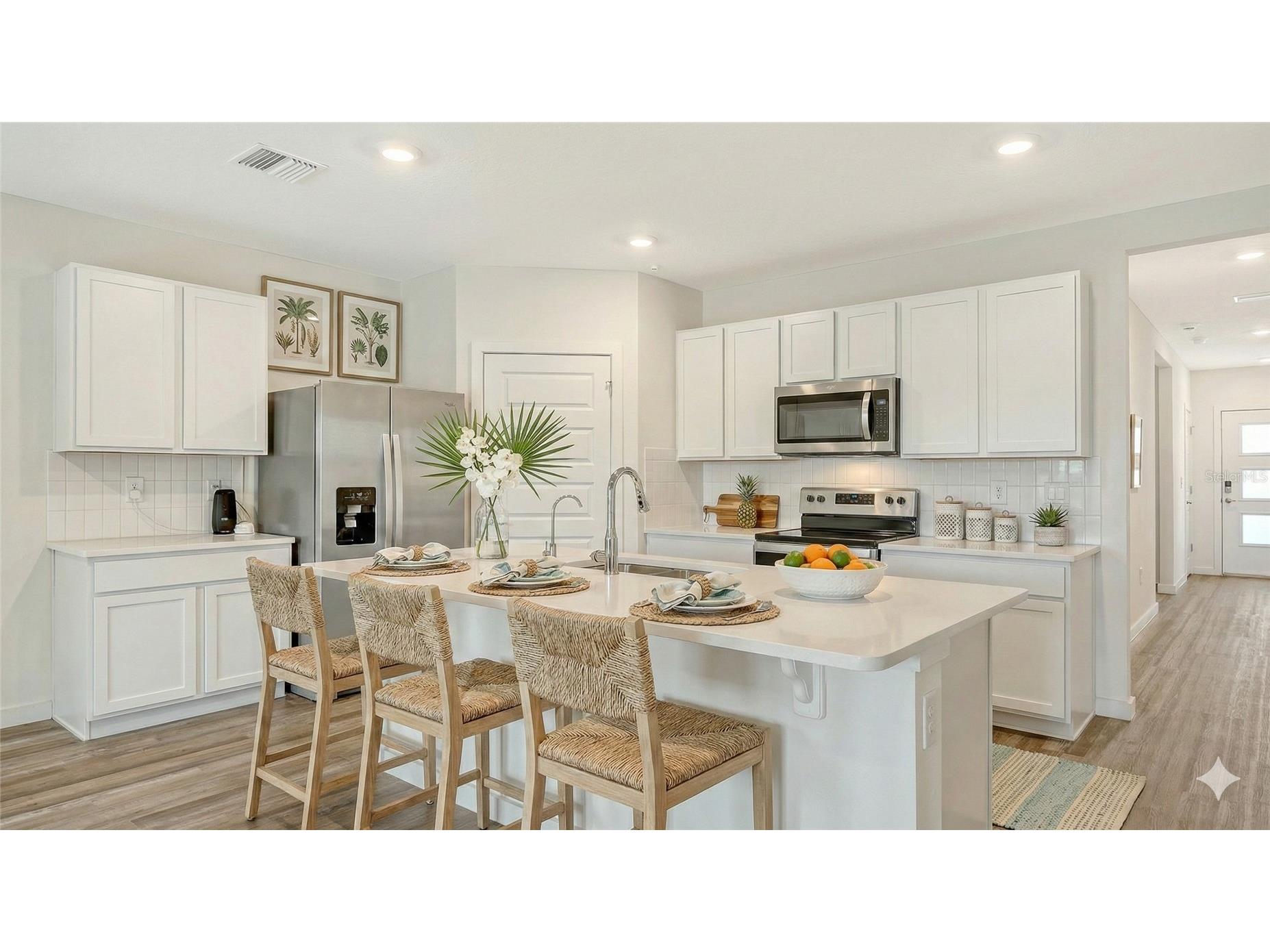 17119 Barnwood Place Lakewood Ranch FL 34211 A4680803 image3