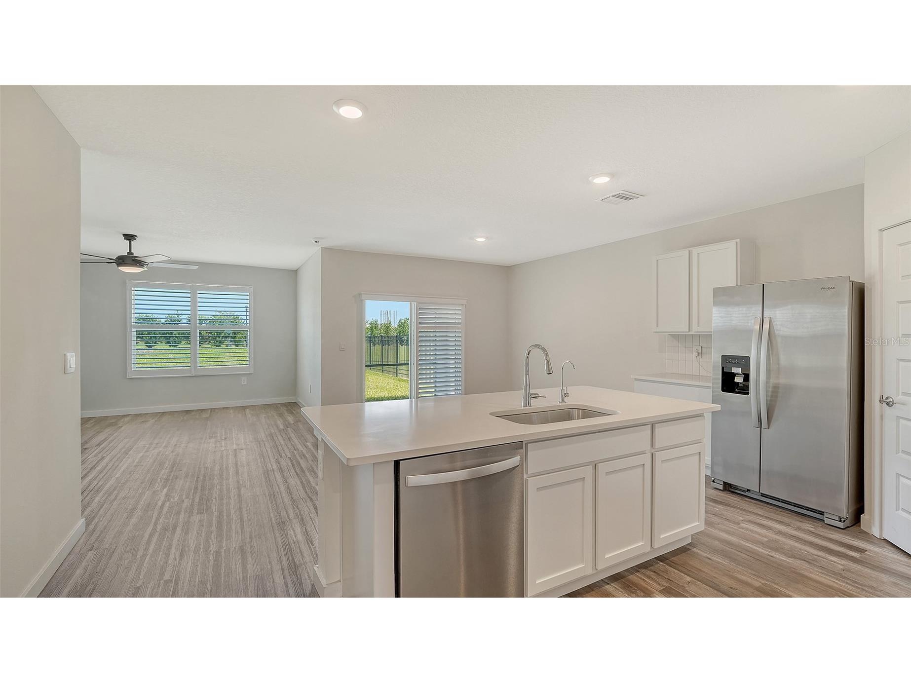 17119 Barnwood Place Lakewood Ranch FL 34211 A4680803 image6