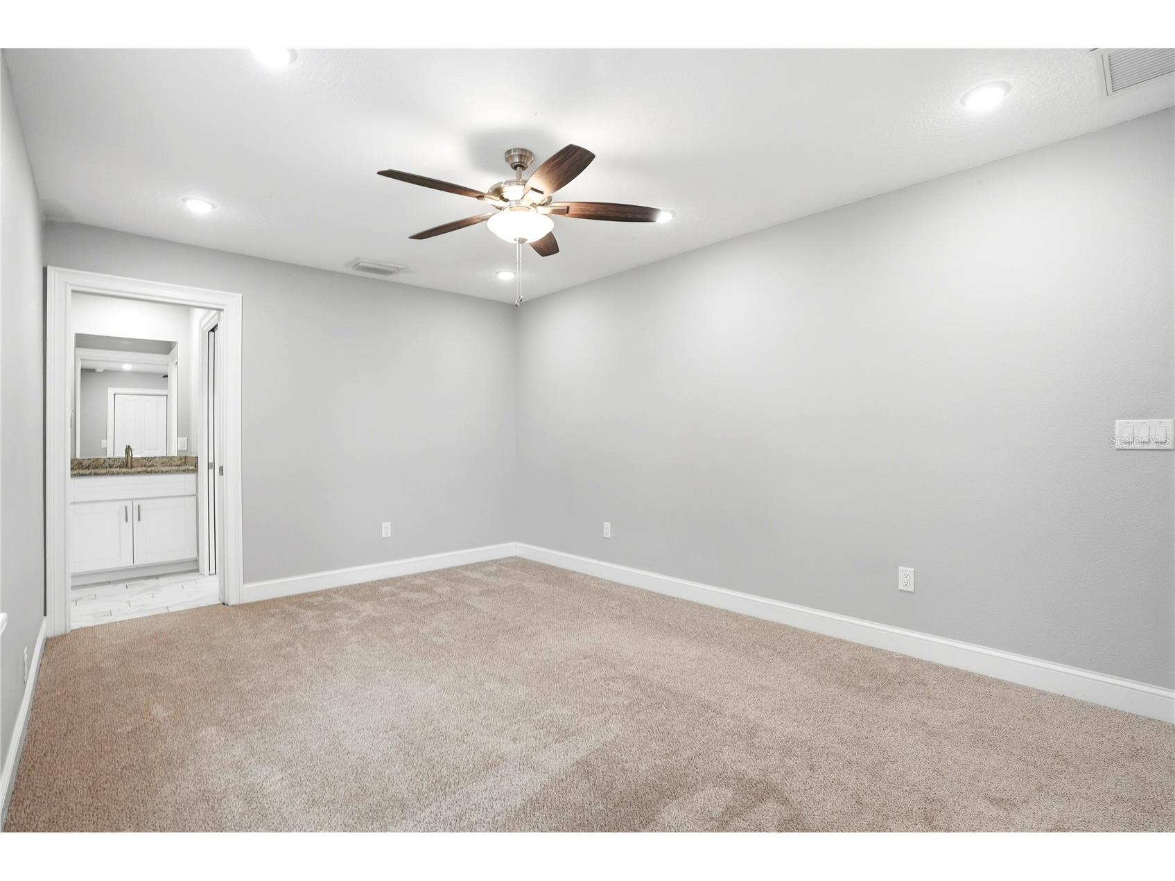 1712 31st Avenue N Saint Petersburg FL 33713 TB8516975 image25