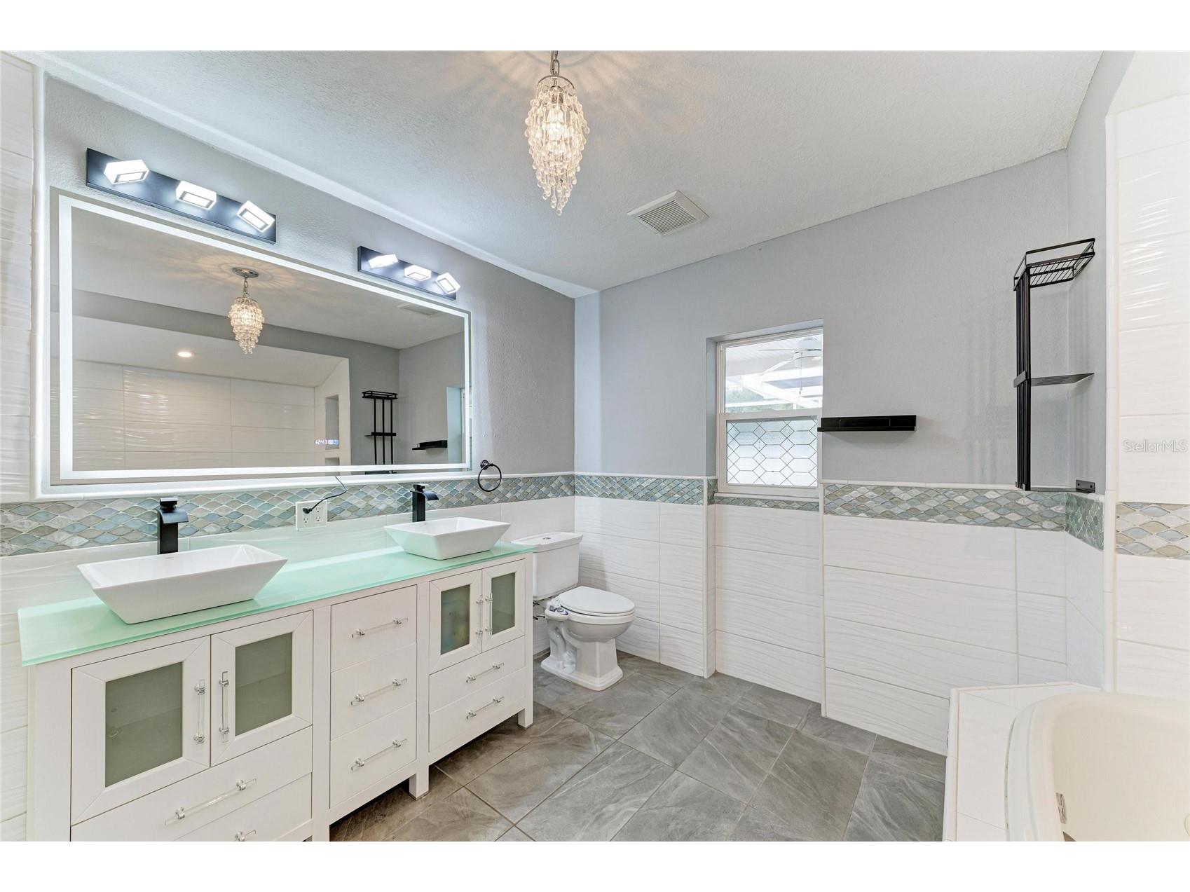 1712 4th Street W Palmetto FL 34221 A4700141 image35