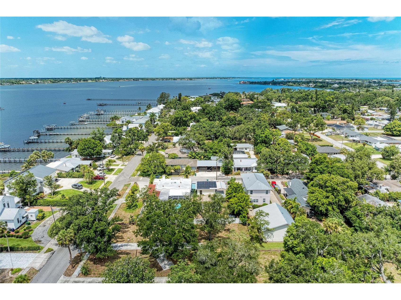 1712 4th Street W Palmetto FL 34221 A4700141 image6