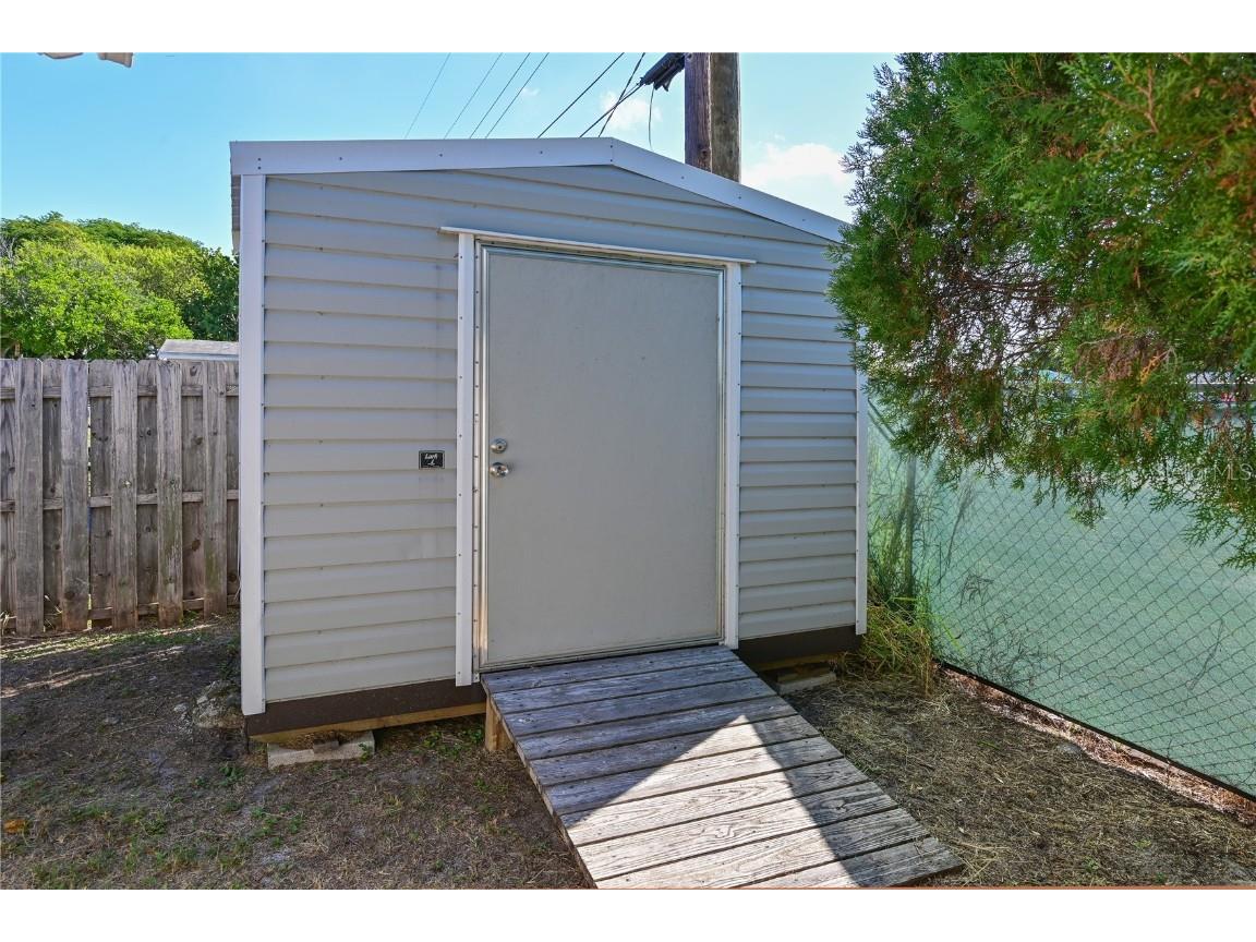 1712 63rd Avenue W Bradenton FL 34207 A4672892 image25