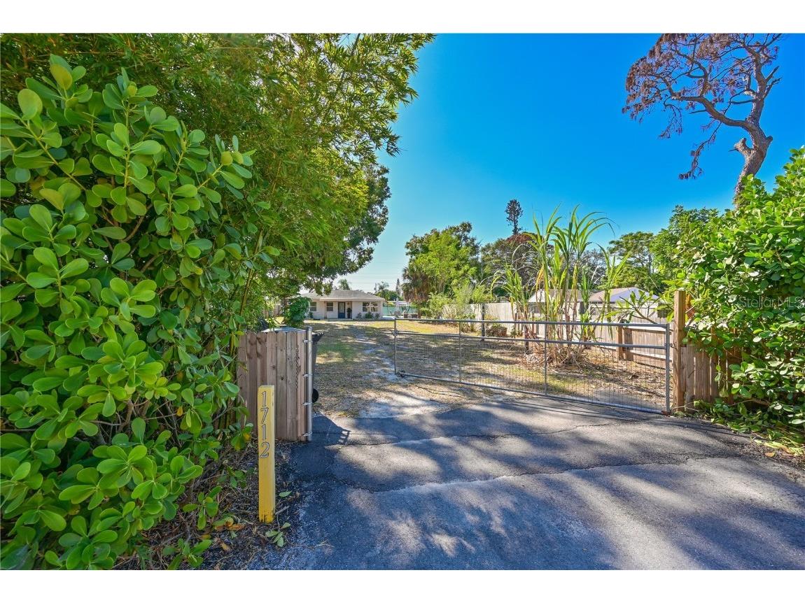 1712 63rd Avenue W Bradenton FL 34207 A4672892 image29