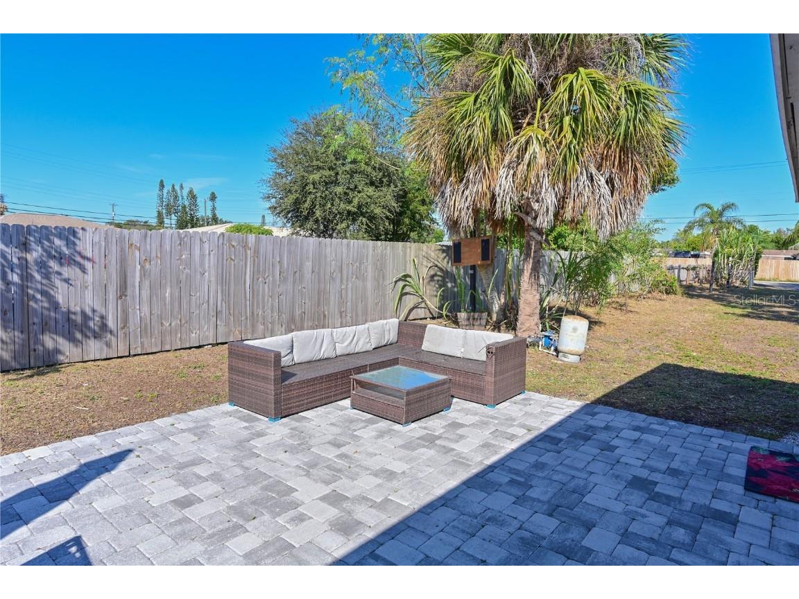 1712 63rd Avenue W Bradenton FL 34207 A4672892 image6